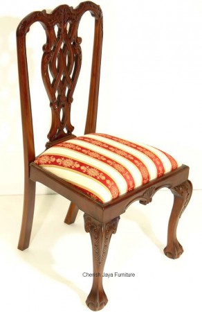 Code: CS 222-M Name: Chippendale Chair Carver Size: W=57 x D=44 x H=105 cm Wood: Solid Mahogany. With beautiful upholstery or on request any other type/color of upholstery.